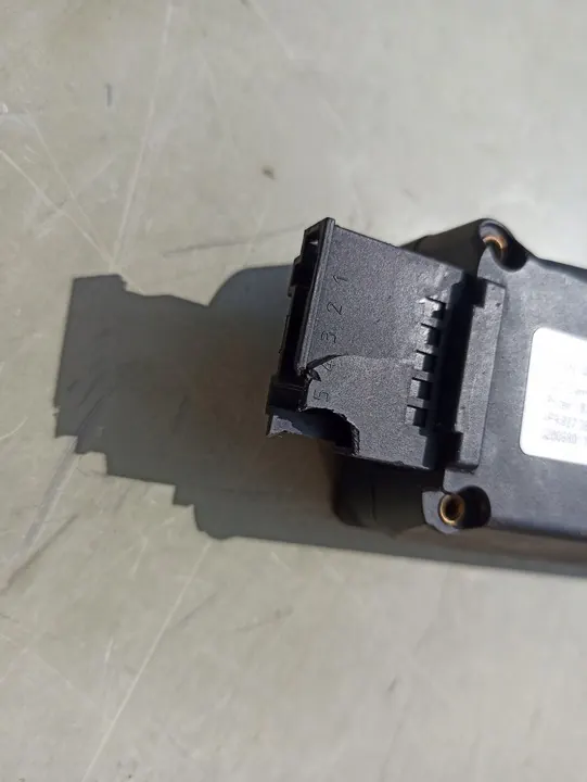 Audi A4 A5 A6 A7 A8 Bagagelucka Lås 4F9827383E image 4