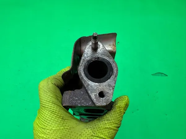 Pakoputken keräin OEM R2AXK20917 Mazda CX-7 image 8