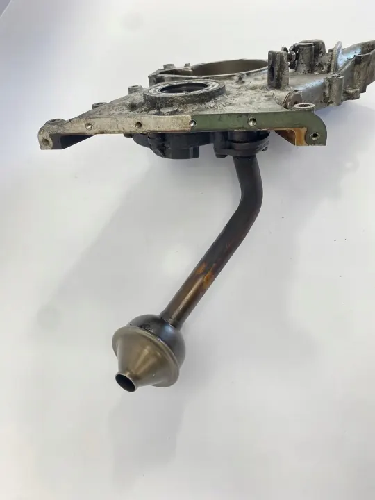 Carter de distribution OEM 1020151101 pour Mercedes image 3