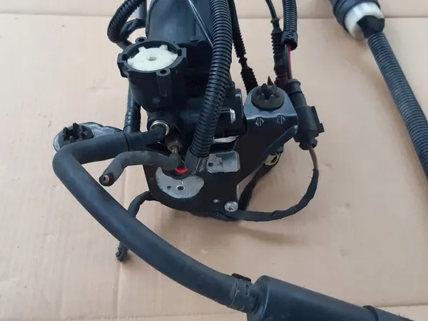 Compressore di Sospensione AUDI A8 D3 image 7