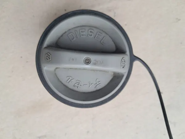 Toyota Polttoainesäiliön korkki Diesel image 2