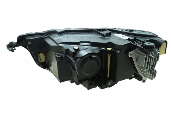 Oikea etuvalaisin VW T-Roc 2GA Lift Full LED image 6