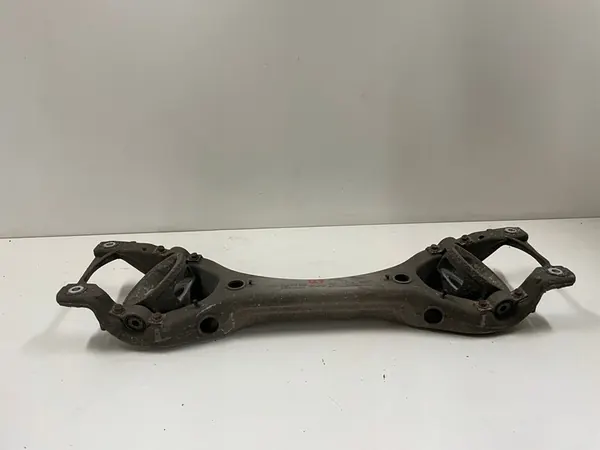 Trave posteriore Audi Q7 4L 7L8512369 image 2