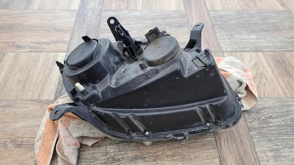 Vasen Lamppu Dacia Duster 260600069R image 7