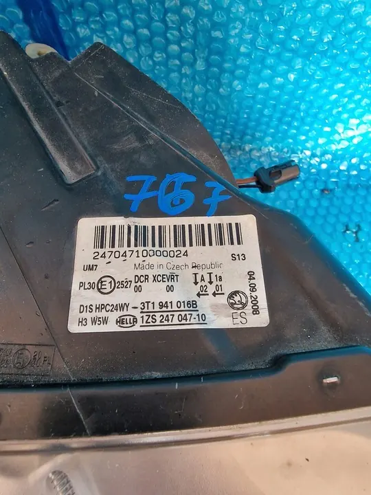 Oikea Etuvalo Skoda Superb II image 5