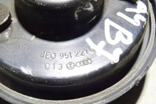 Buzina AUDI A4 2005 2.0L diesel image 3