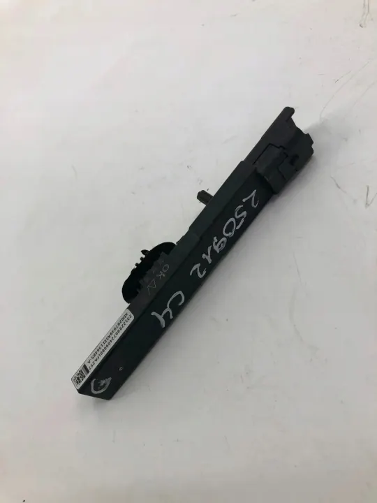 Amplificateur antenne OEM 2312299672 pour Citroën C4 X image 3