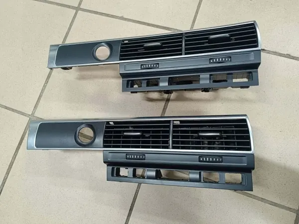 Grille de ventilation centrale Audi A6 C6 OEM 4F1820951F image 2