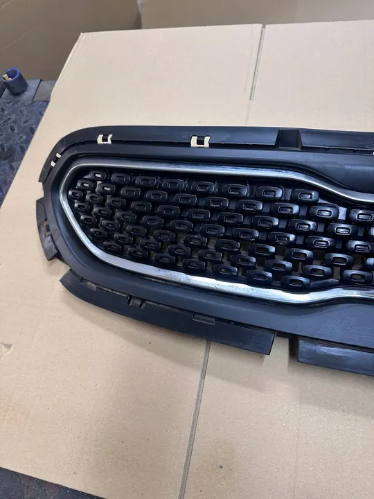 KIA NIRO Grille 86350-G5000 image 4