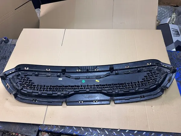 KIA NIRO Grille 86350-G5000 image 7
