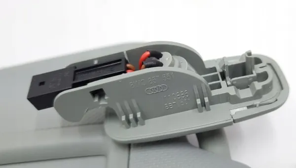 Visera solar OEM 8W0857551 para Audi A4 B9 - Usado image 6