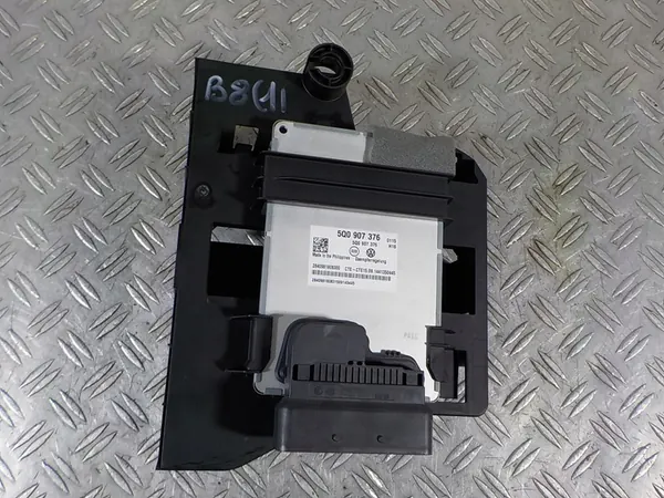 Volkswagen PASSAT B8 14- Suspension Controller 5Q0907376 image 1