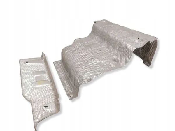 Protector térmico escape OEM 4 Mercedes-Benz C W206 image 2