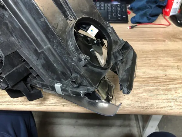 Farol esquerdo BMW F45 F46 image 7