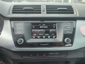 Radio CD Skoda OE OEM 6V0035871B - Usado image 2
