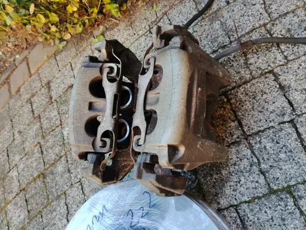 Bromsskivor & bromsok set fram OEM cdbhdchbdsh0 image 8