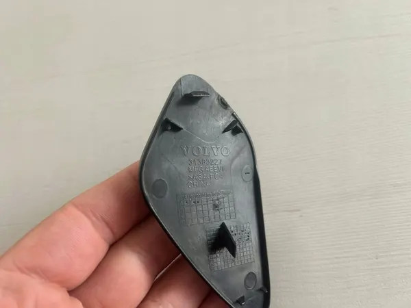 Copertura gancio traino anteriore Volvo image 9