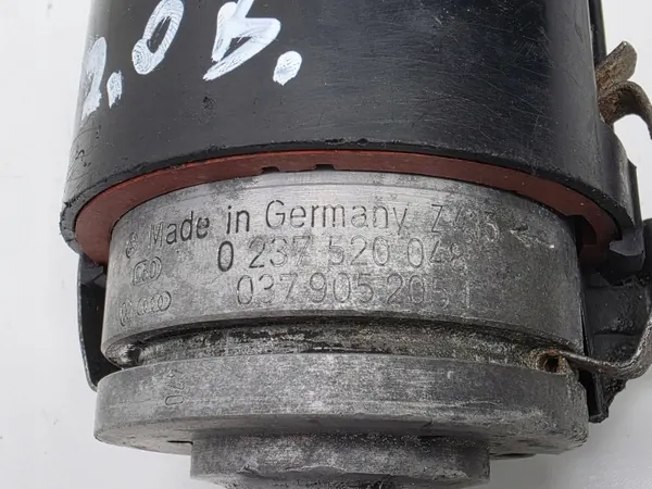 VW T4 2.0 B Zündspule OEM 0237520048 Gebraucht image 6