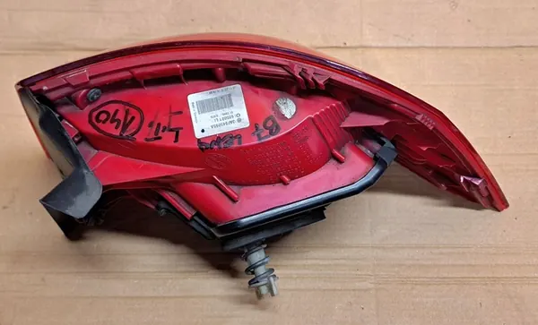 LÁMPARA TRASERA IZQUIERDA VOLKSWAGEN PASSAT B7 3AF945095A image 5