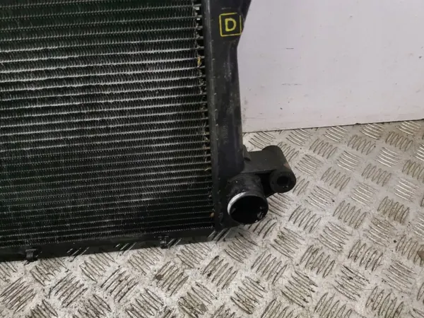 Maserati Quattroporte 2006 Waterradiator OEM AMD191767 image 7