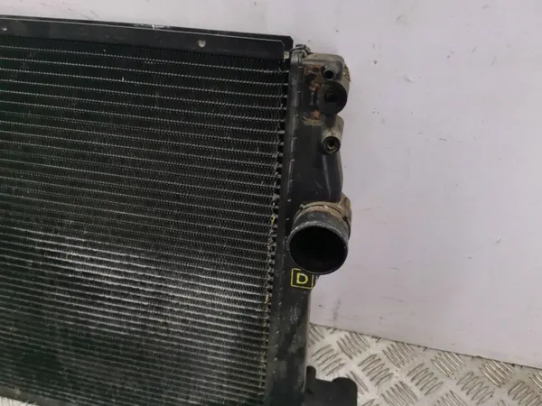 Maserati Quattroporte 2006 Waterradiator OEM AMD191767 image 8