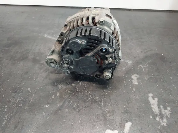 Vaihtovirtageneraattori Volkswagen 90A image 7