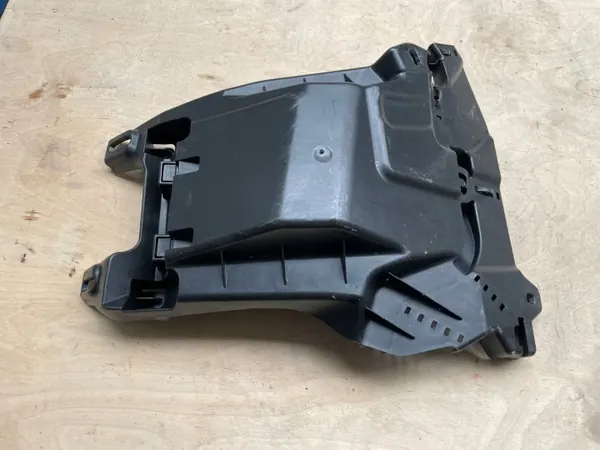 Soporte de Montaje OEM A9105451500 para Mercedes Sprinter image 4