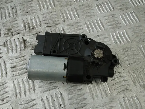 Begagnad panoramataksmotor OEM JK8353508AD Land Rover image 3