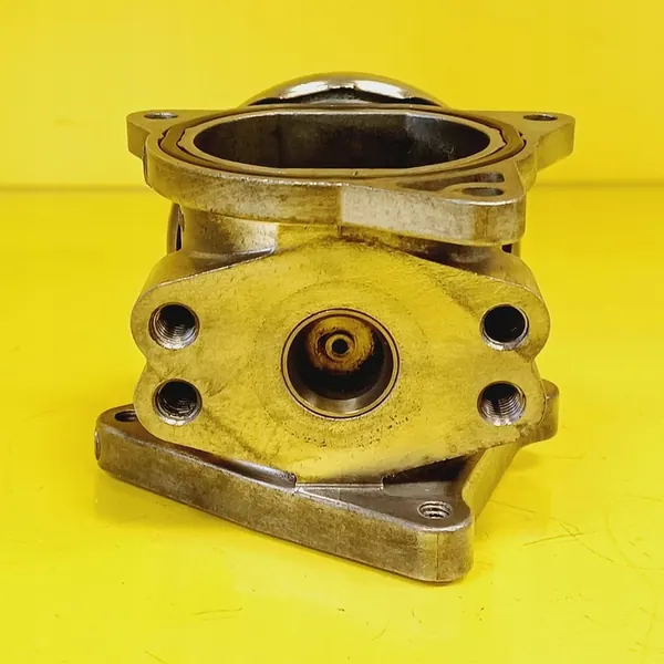 EGR-venttiili Seat Leon 1.9 TDI 038131501S / 038129637D image 5