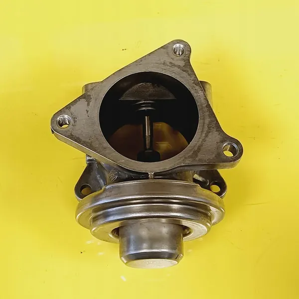 EGR-venttiili Seat Leon 1.9 TDI 038131501S / 038129637D image 8