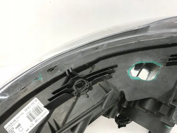 Peugeot 2008 Voorlamp Links 9825313980 image 10