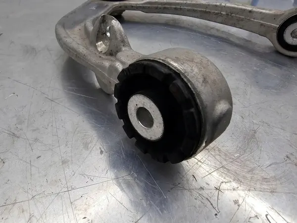 VOLVO XC90 II 2015+ Braccio di Controllo Superiore Destro 31360633 image 3