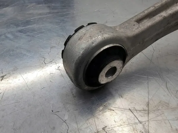 VOLVO XC90 II 2015+ Braccio di Controllo Superiore Destro 31360633 image 6