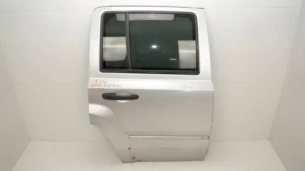Puerta trasera derecha Jeep Patriot OEM 360208892 image 2