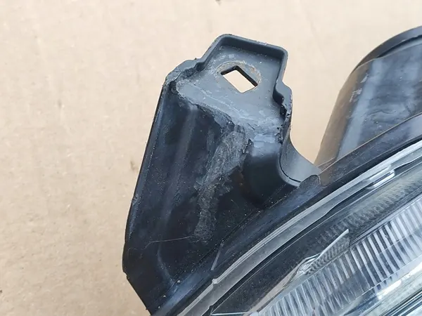 OPEL ASTRA J IV 2009-2012 Vasemman Puolen Ajovalot 13253646 image 3