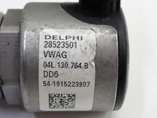 Insprutningsrälsensor OEM 04L130764B för VW Golf VII image 3