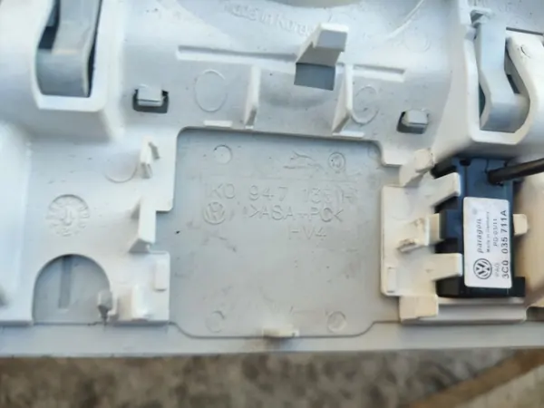 OEM 1K0947105AEAOP1047 Luz Techo Delantera VW Passat B7 image 6