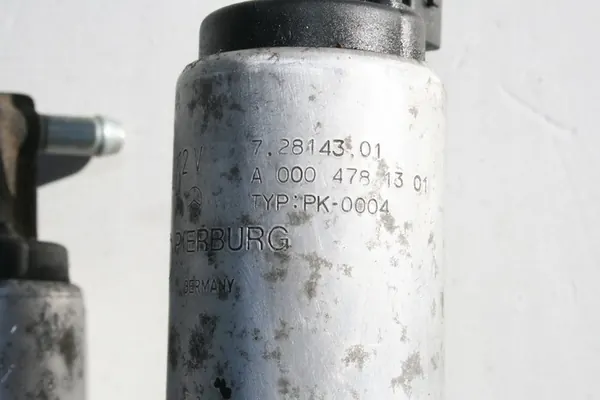 Brandstofpomp MERCEDES W220 4.0 CDI A 000 478 13 01 image 7