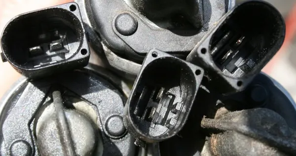 Brandstofpomp MERCEDES W220 4.0 CDI A 000 478 13 01 image 8