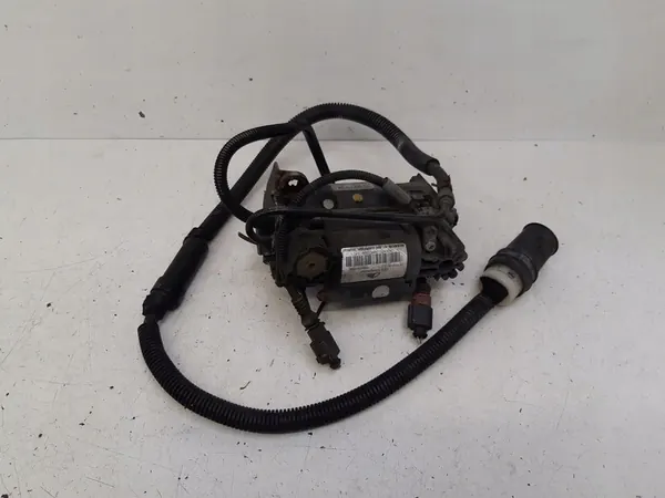 Compressore sospensione Audi A8 D3 3.7 V8 OEM 4E0616005D image 2