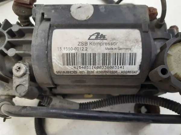 Compressore sospensione Audi A8 D3 3.7 V8 OEM 4E0616005D image 4