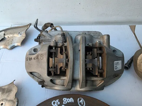 Fram bromsok OEM 80A615106Q Audi Q5 FY II image 6