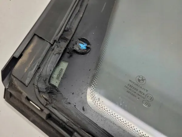 Oikea Taka-Korilasi BMW 5 F11 OEM AUST131760 image 5