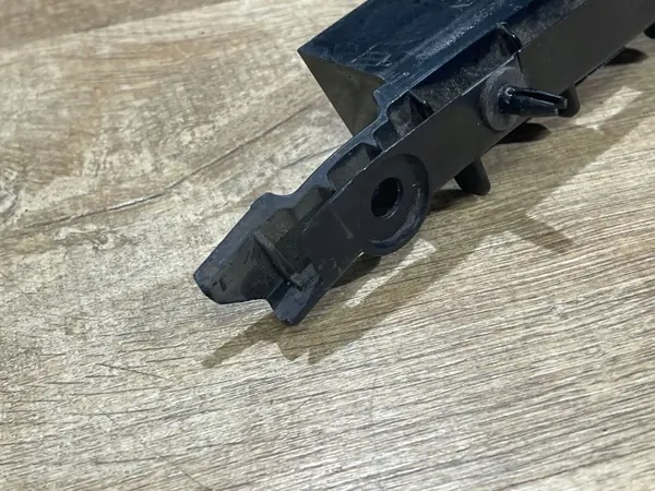 Glissière Pare-chocs Arrière Droit OEM A2318810206 Mercedes image 4