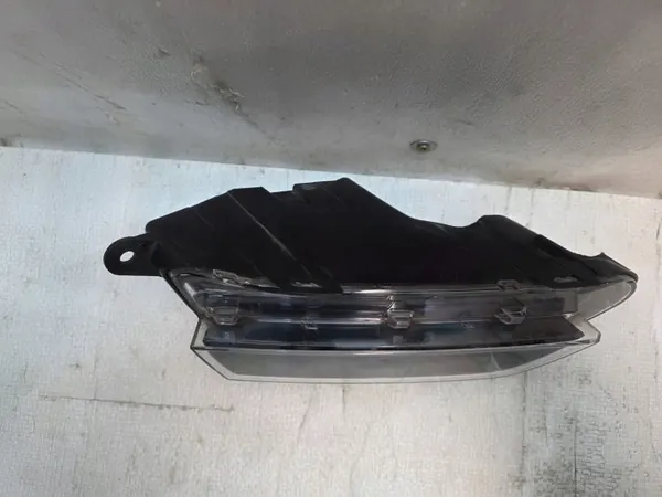 Porsche Macan Nebelscheinwerfer vorne OEM 89209342 image 4