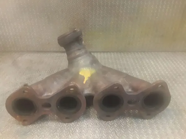 Mercedes-Benz C W203 Abgaskrümmer OEM MDY14921 image 3