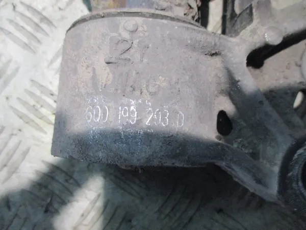 Supporto di montaggio braccio sinistro anteriore Polo 9N Fabia I Cordoba II 6Q0199293D image 3