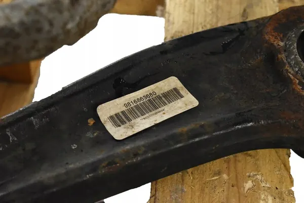 Snodo Braccio di Controllo Sinistro Anteriore Vivaro C Expert Jumpy III image 4