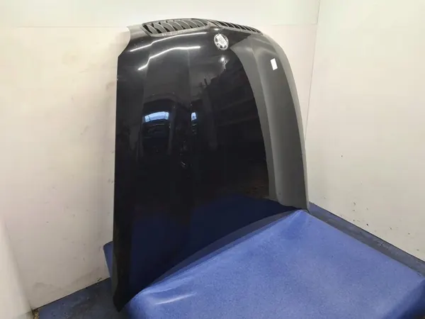 BMW X6 E71 Framhuv 475 Svart Safir Metallic OEM image 3