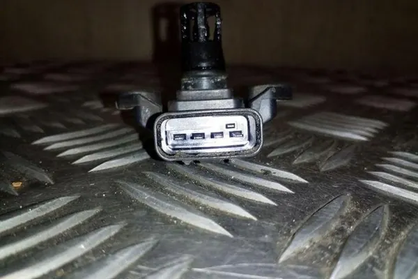 MAP Sensor SUBARU XV (_GP_) 2.0L Diesel 2013 image 3